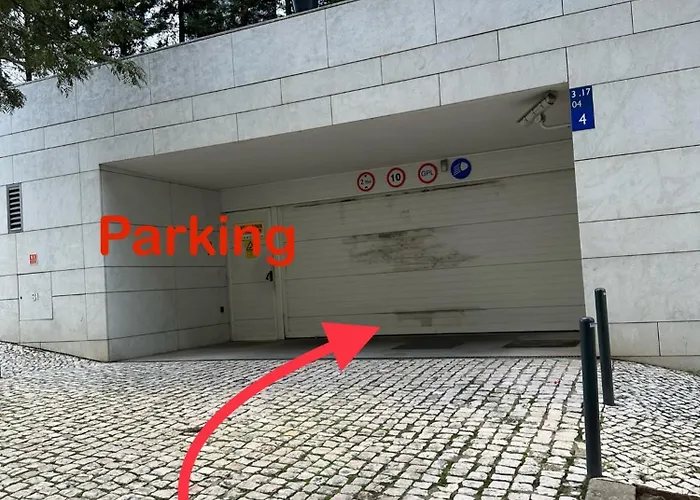 Bom Dia Parque Nacoes W * Lisbon