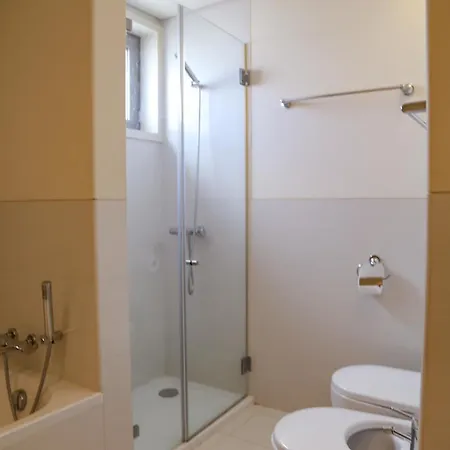 Bom Dia Parque Nacoes W Лиссабон