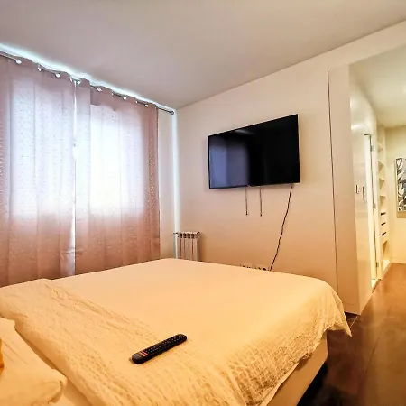 Bom Dia Parque Nacoes W Апартаменты Лиссабон